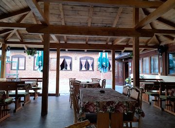bosnia-and-herzegovina/bosnian-podrinje-canton/restaurant/zlatna-dunja