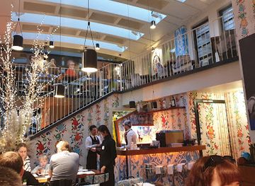 italy/milan/duomo/restaurant/casa-sorbillo-duomo