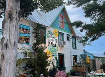 delaware/cape-henlopen-state-park/restaurant/somewhere