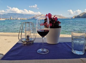 croatia/slavonia/restaurant/poper