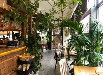 poland/szczecin-lagoon/restaurant/bananowa-szklarnia