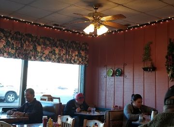 iowa/sioux-city/restaurant/johnnie-mars-family-restaurant