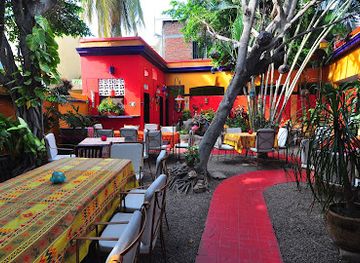 mexico/mazatlan/restaurant/topolo