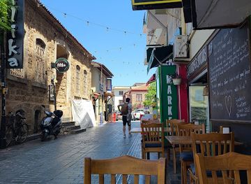 turkiye/antalya/restaurant/yummy-yummy
