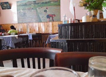 madagascar/antsirabe/restaurant/le-fleuve-parfume