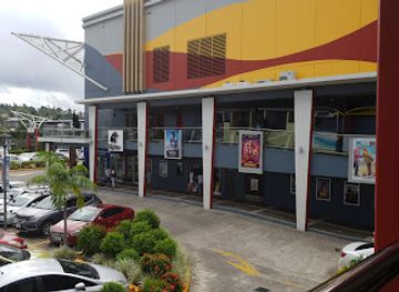 fiji/savusavu/restaurant/damodar-city