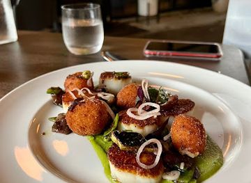 north-carolina/chapel-hill/restaurant/hawthorne-wood