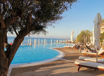 greece/chalkidiki/restaurant/grill-by-the-pool