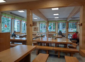 czechia/krkonose/restaurant/restaurace-v-korunach-stromu