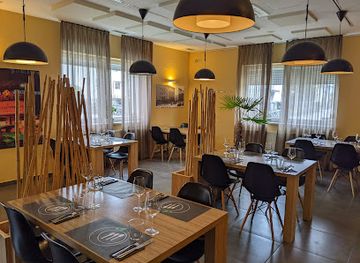 slovenia/inner-carniola/restaurant/hisa-jamnik