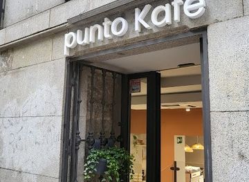spain/madrid/restaurant/punto-kafe-cafeteria-de-especialidad