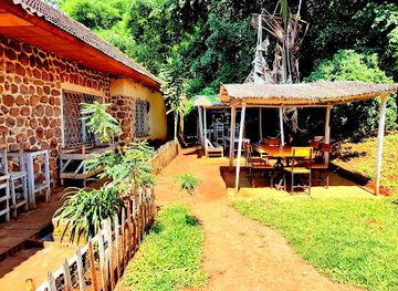burundi/northern-highlands/restaurant/harrys-grill-house