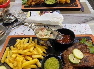 benin/littoral/restaurant/restaurant-tenir-la-main