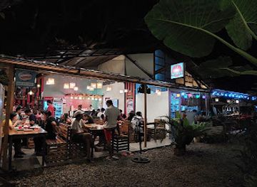 philippines/puerto-princesa/restaurant/dos-amigo-s-resto-bar