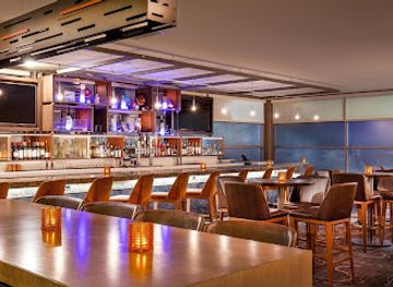 virginia/chesapeake/restaurant/luminous-restaurant-and-lounge