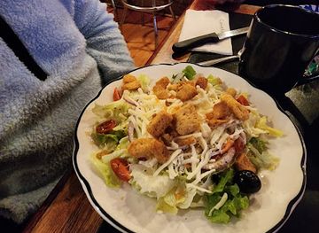 west-virginia/clarksburg/restaurant/station-square-restaurant