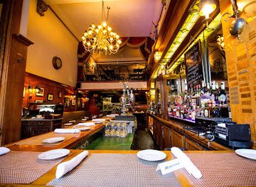 california/san-diego/restaurant/dobson-s-bar-restaurant