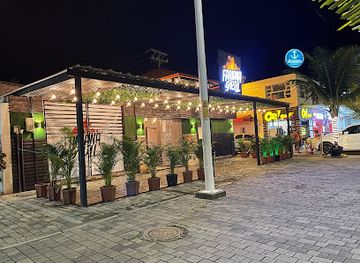 ecuador/esmeraldas-region/restaurant/fabiana-grill-malecon-las-palmas