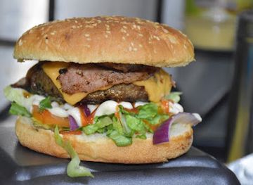 curacao/barber/restaurant/the-brothers-grill-food-truck