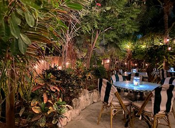 turks-and-caicos-islands/pine-cay/restaurant/bella-luna-ristorante-and-pizzeria
