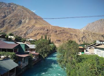 tajikistan/gorno-badakhshan-autonomous-region/restaurant/oshkhonai-milli