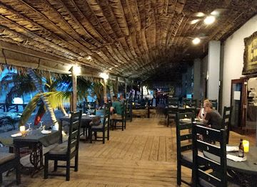 belize/hopkins/restaurant/love-on-the-rocks-stone-grill-restaurant