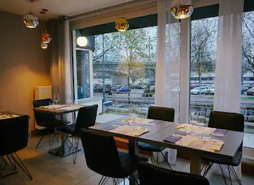 Brasserie Restaurant Sriprai