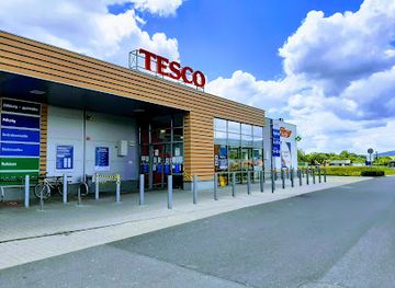 hungary/koszeg-mountains/restaurant/tesco-koszeg-hipermarket