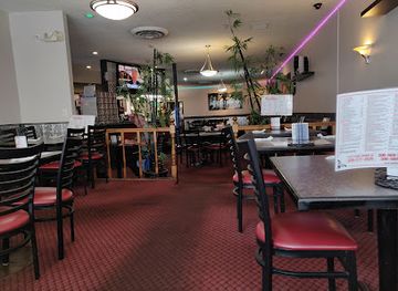 canada/regina/cathedral-village/restaurant/viet-thai-restaurant