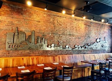 ohio/cleveland/restaurant/soho-chicken-whiskey