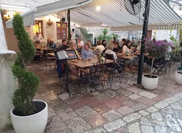 montenegro/lim-river-valley/restaurant/old-town-little-bay