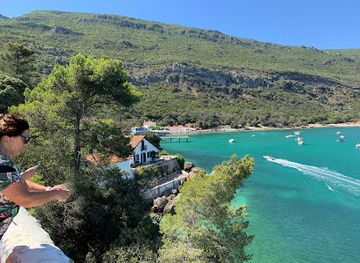 portugal/arrabida-natural-park/restaurant/o-farol