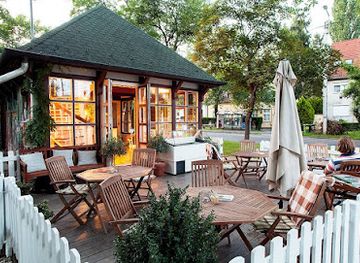 hungary/eger/restaurant/kis-sziget-cafe-and-bar