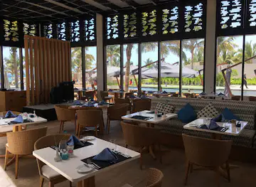 Sakalan Restaurant at Al Baleed Resort by Anantara