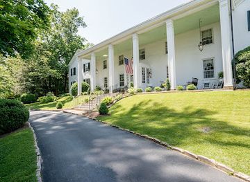 west-virginia/greenbrier-river-trail/restaurant/general-lewis-inn