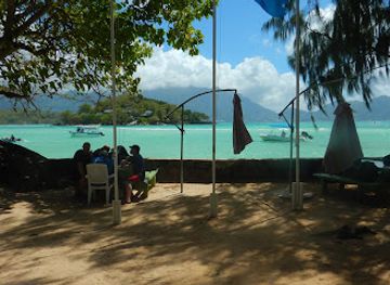 seychelles/la-digue/restaurant/jolly-roger-bar-and-restaurant