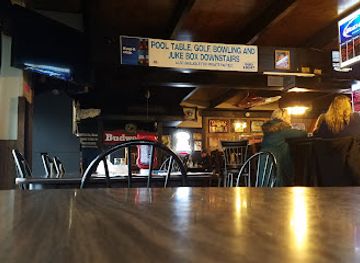 indiana/anderson/restaurant/on-broadway