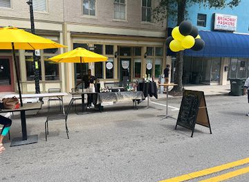 virginia/suffolk/restaurant/rennee-s-restaurant-and-lounge