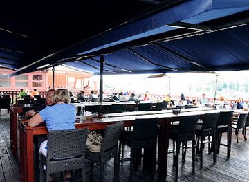 austria/vienna/donaustadt/restaurant/ufertaverne