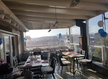 albania/korce-region/restaurant/findfour