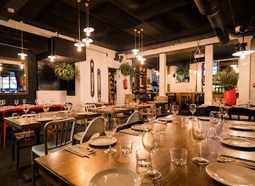 spain/madrid/malasana/restaurant/lamucca-de-pez