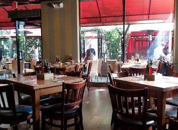 california/los-angeles/restaurant/maccheroni-republic