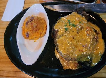 mississippi/the-pine-belt/restaurant/benson-s-steakhouse
