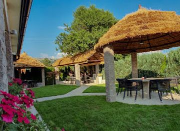 bosnia-and-herzegovina/west-herzegovina-canton/restaurant/mika-caffe-restaurant