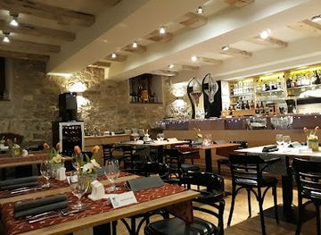 hungary/bakony/restaurant/malomkert-sorhaz