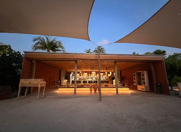 maldives/kaafu-atoll/restaurant/arabesque-ritz-carlton-maldives