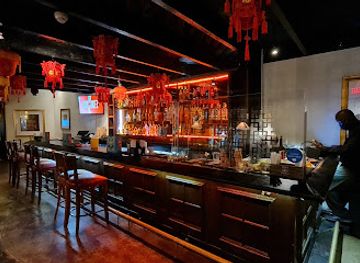 the-bahamas/nassau-and-paradise-island/restaurant/chop-stix