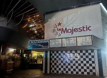 gabon/pikounda-gorilla-camp/restaurant/idiora-restaurant-bar