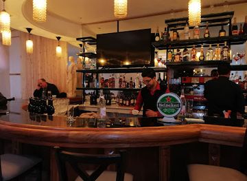 tunisia/northern-tunisia/restaurant/la-cloche-d-or