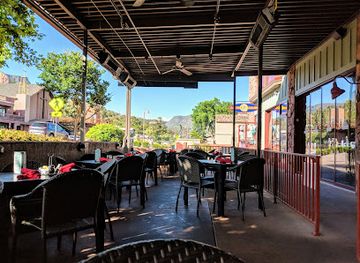 arizona/sedona/restaurant/sedona-pizza-and-pasta-company